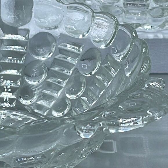 Set of two vintage Bubble ladder pattern Anchor Hocking bowls - Picture 3 of 7